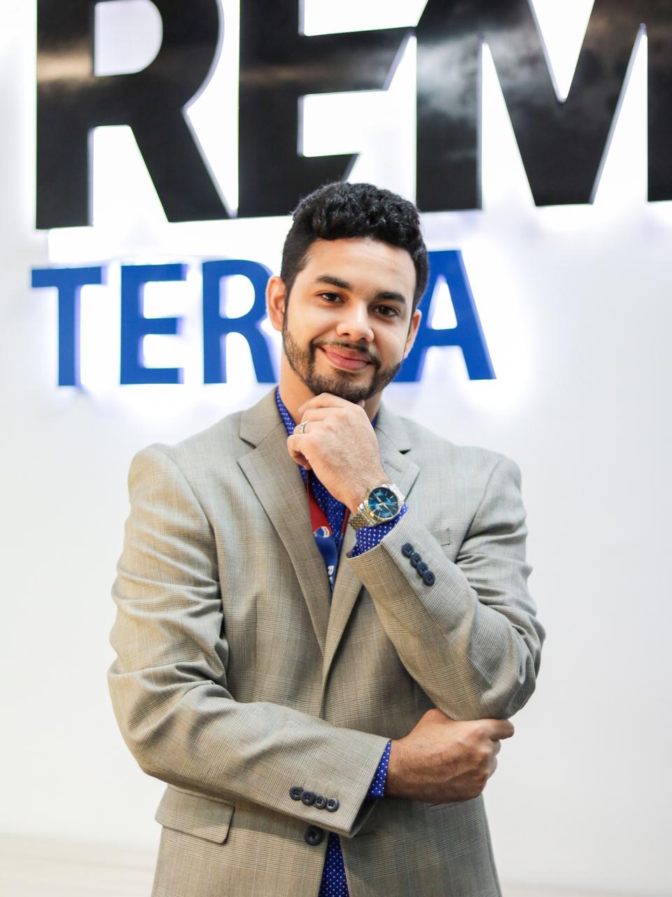 author-image